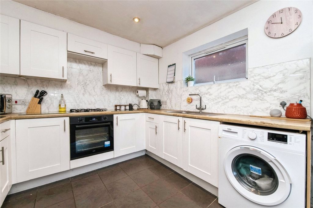 Property photo 3 of 14 Picture No. 07