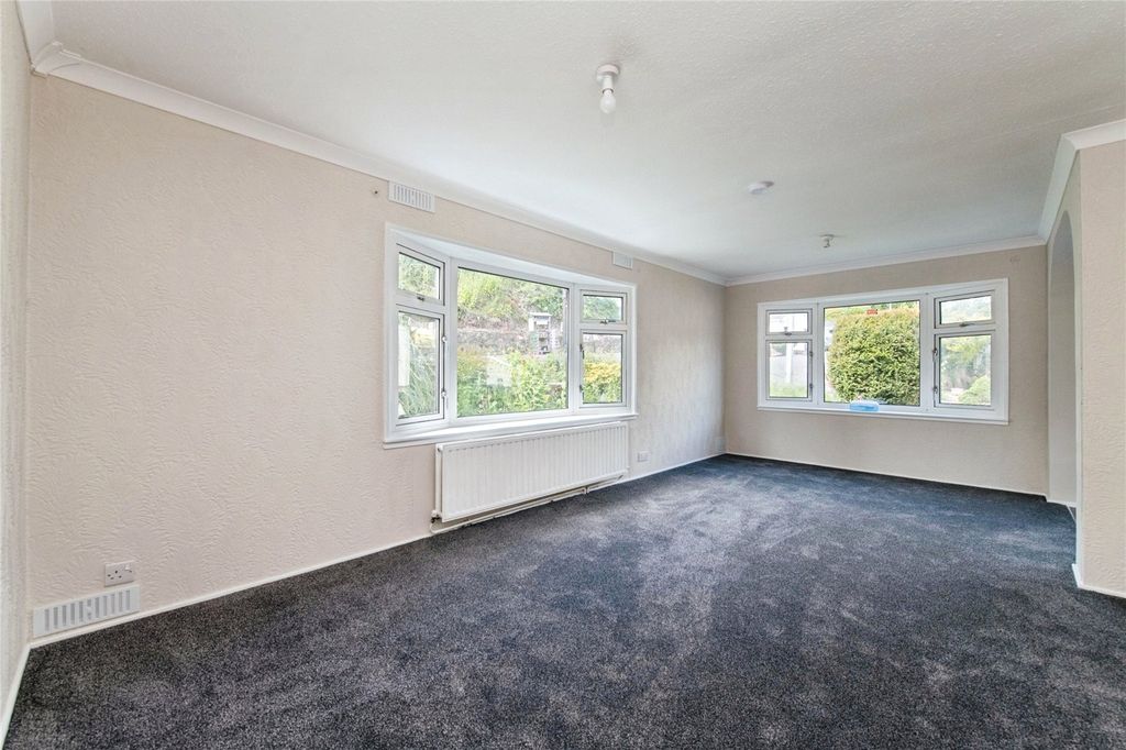 Property photo 3 of 15 Picture No. 30