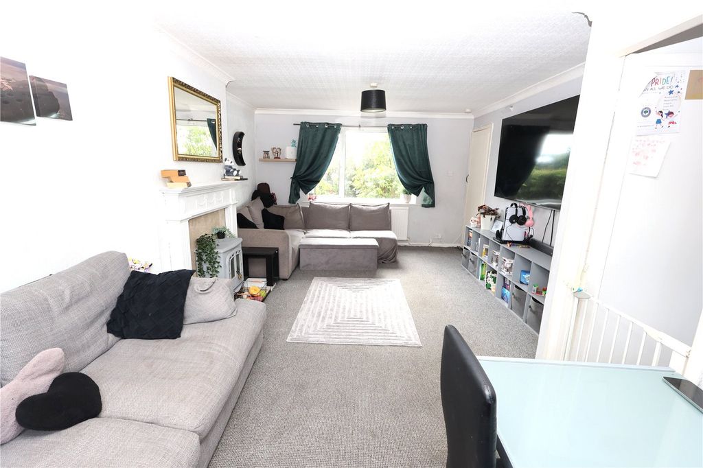 Property photo 3 of 16 Picture No. 09