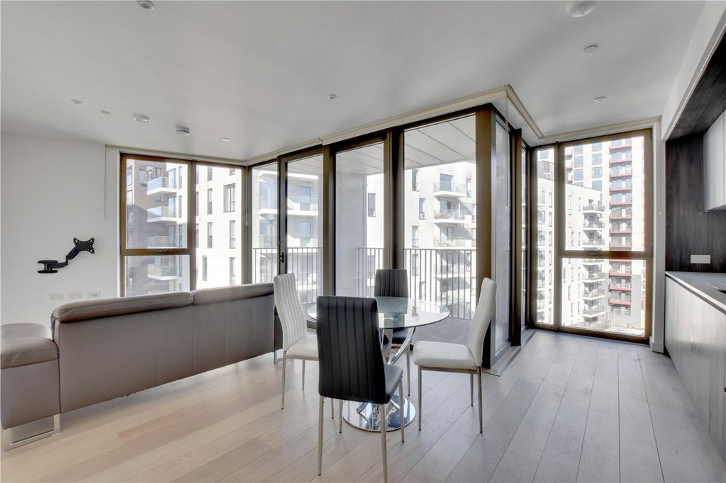 Property photo 2 of 24 Picture No. 24