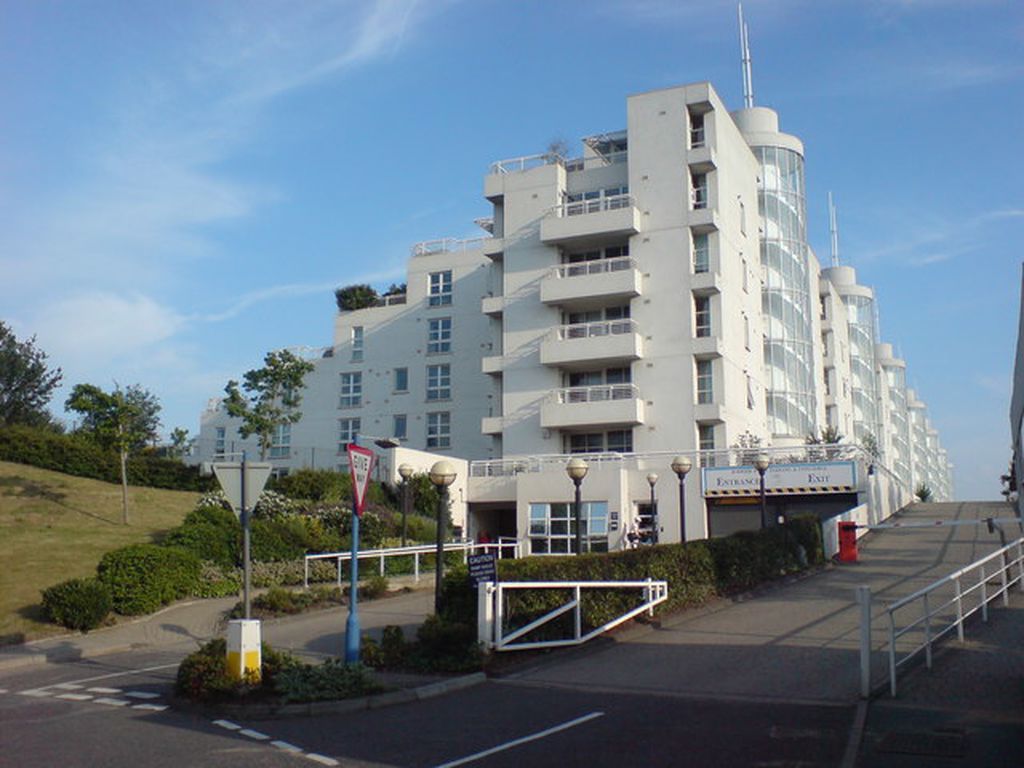 Property photo 1 of 13 Photo 14