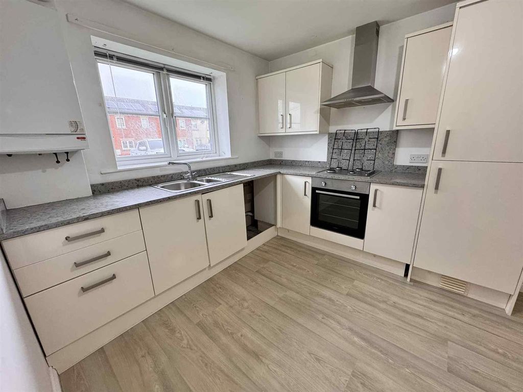 Property photo 2 of 14 40323884-E749-4Df3-8350-17dc9B0810Db.Jpg