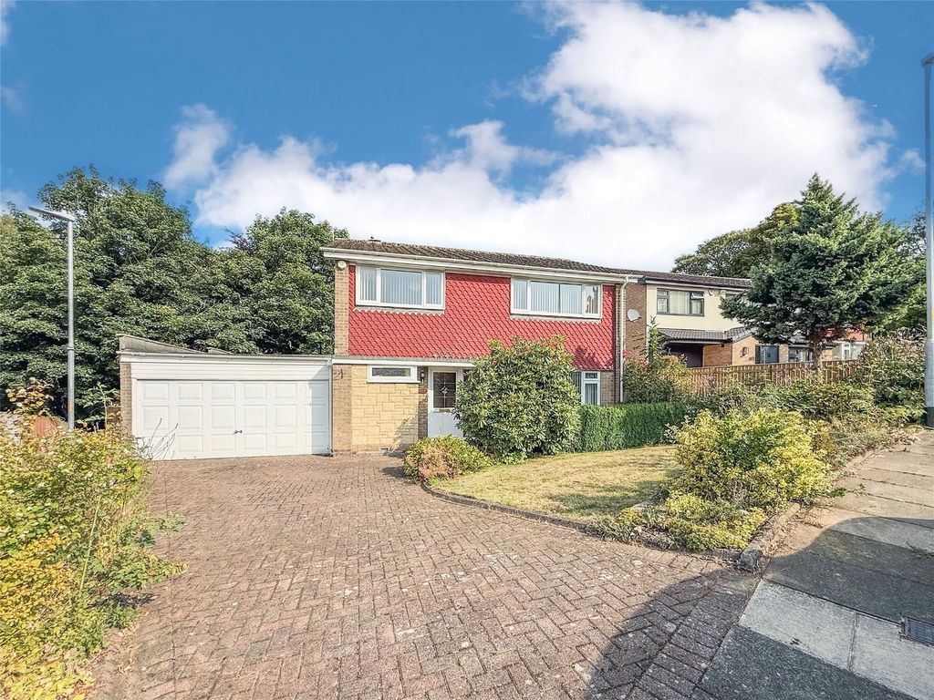 Property photo 1 of 12 External