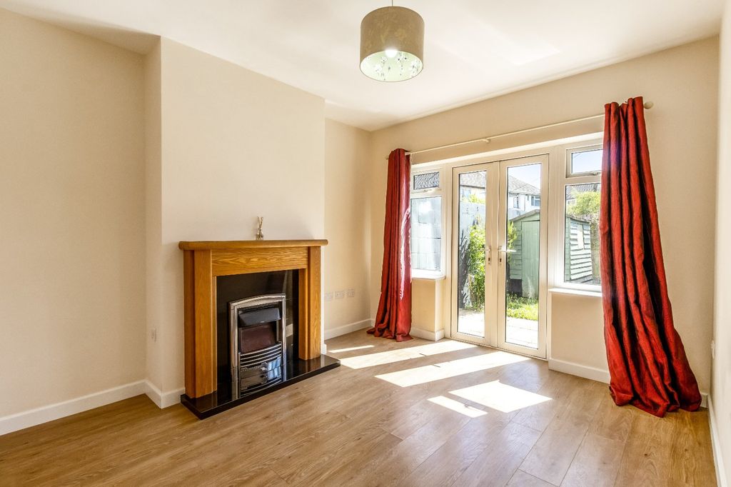 Property photo 2 of 9 Picture No. 06