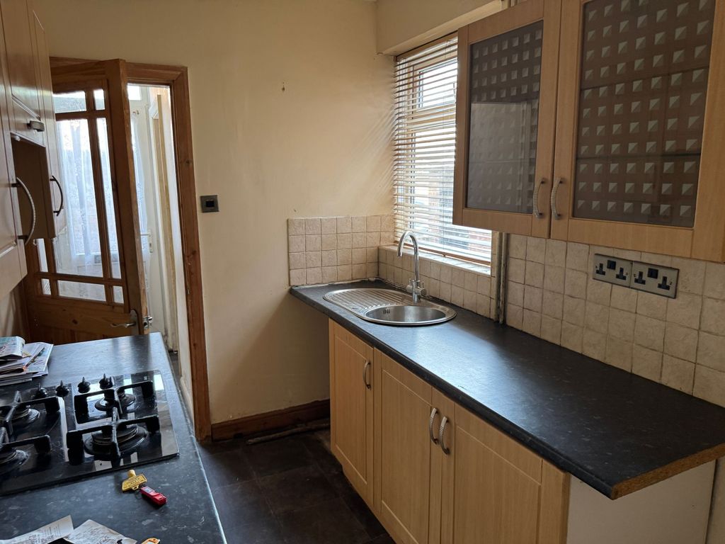 Property photo 3 of 16