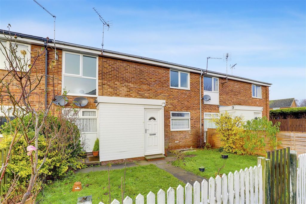 Property photo 1 of 11 773Holdencopley.Jpg