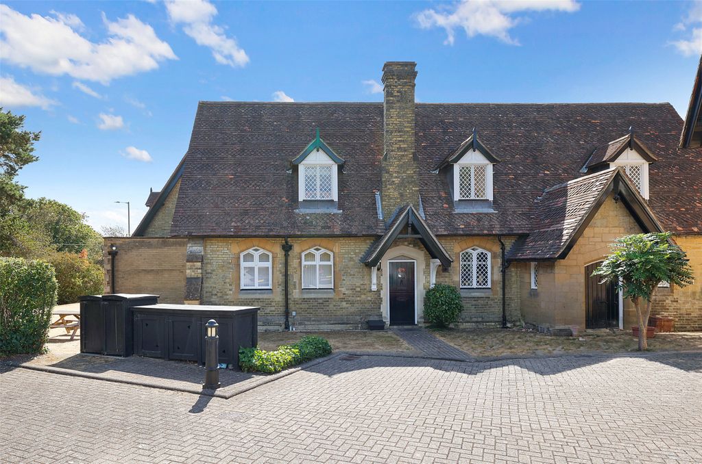 Property photo 1 of 11 Picture No. 31