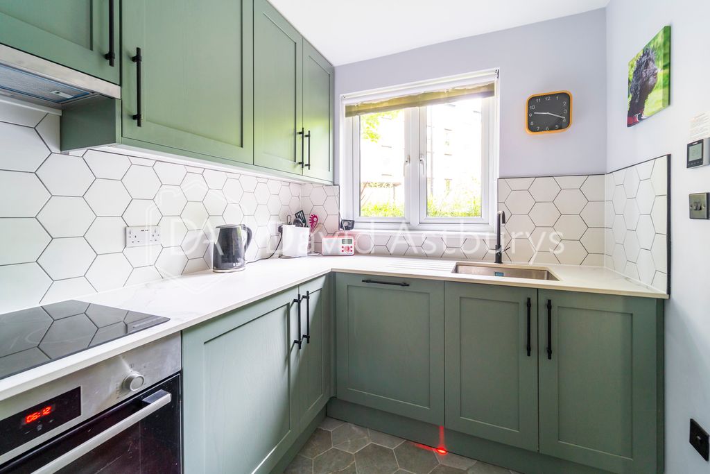 Property photo 2 of 19 Ndb05927
