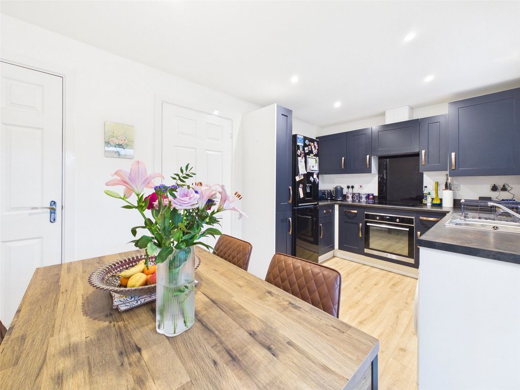 Property photo 2 of 16 Picture No. 03