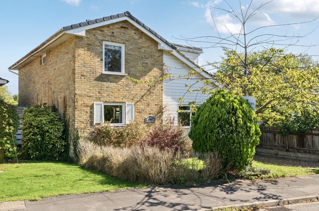 Property photo 1 of 15 1357841-5-68cd4F9...