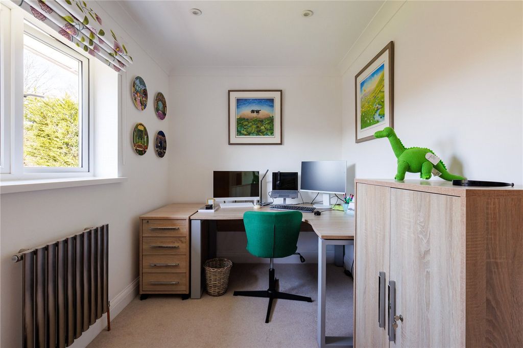 Additional image 21 of 5 bed detached house for saleWaterside Lane, Godalming, Surrey GU7
