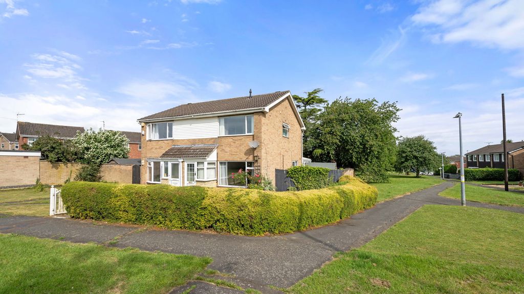 Property photo 1 of 21