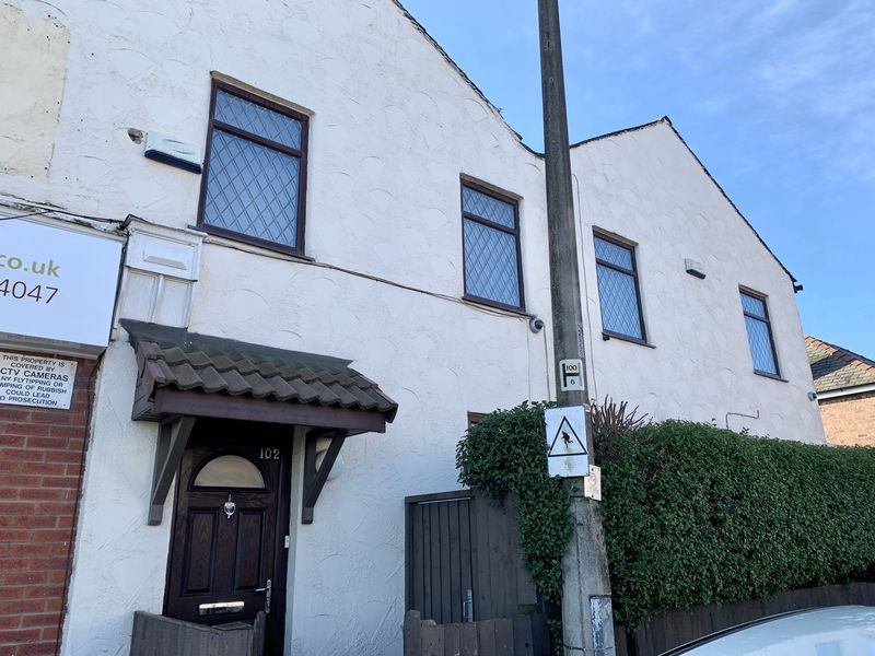 Property photo 1 of 16 Entrance Into Flat