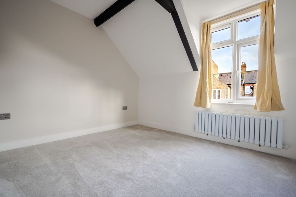 Additional image 5 of 2 bed property to rentAlma Road, Windsor SL4