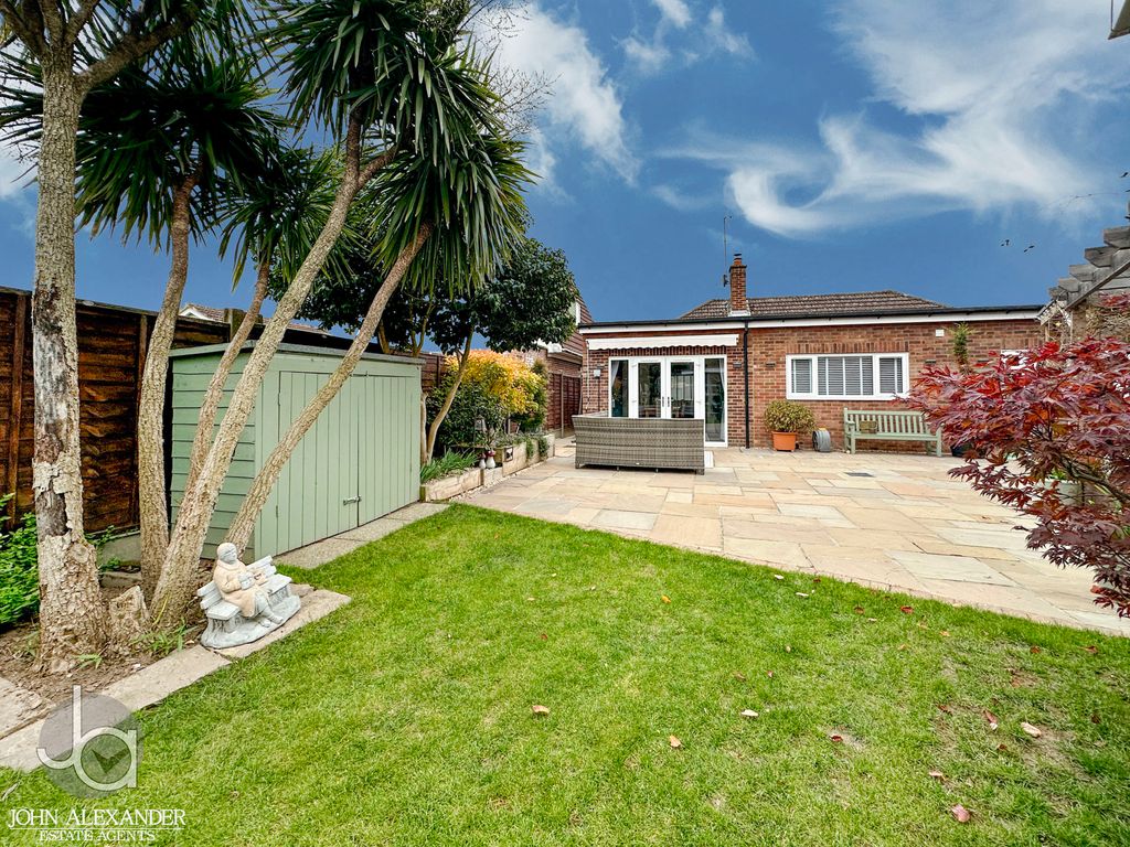 Property photo 3 of 45