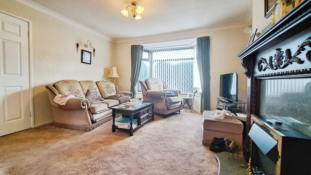 Property photo 3 of 10 Photo 8