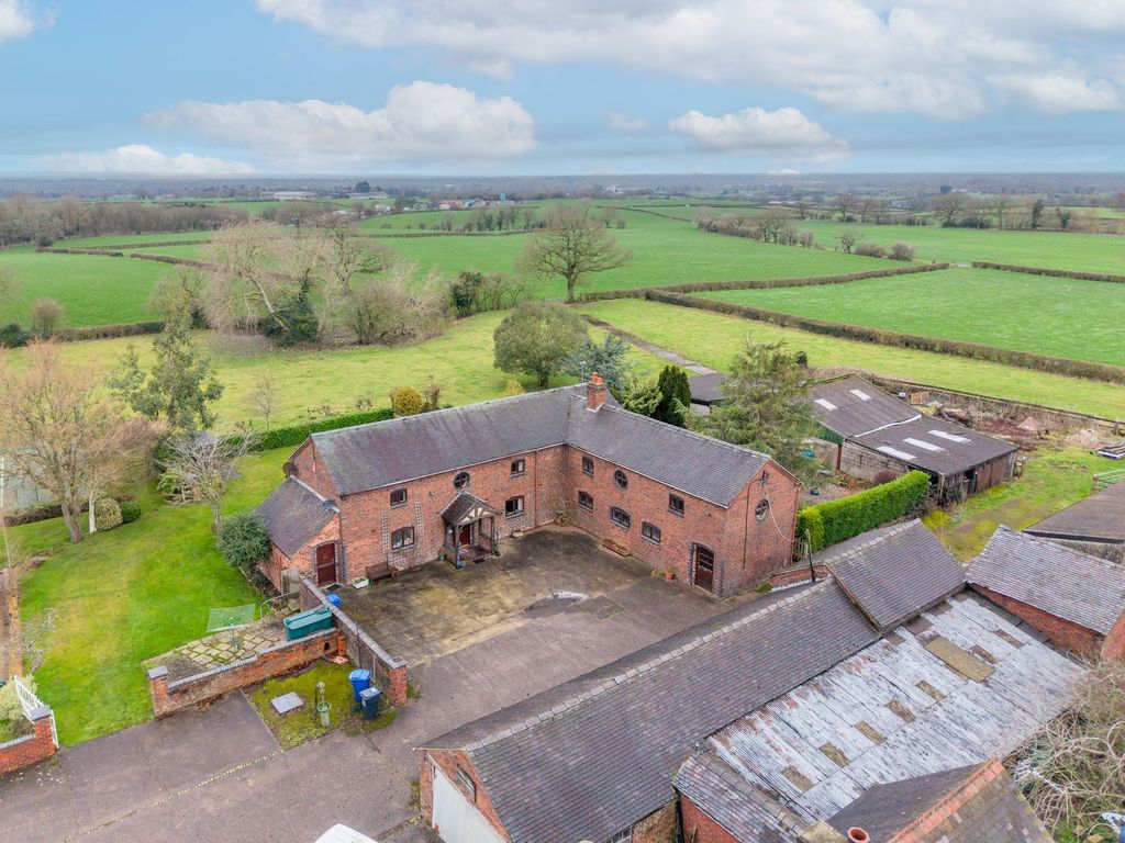 Property photo 3 of 42