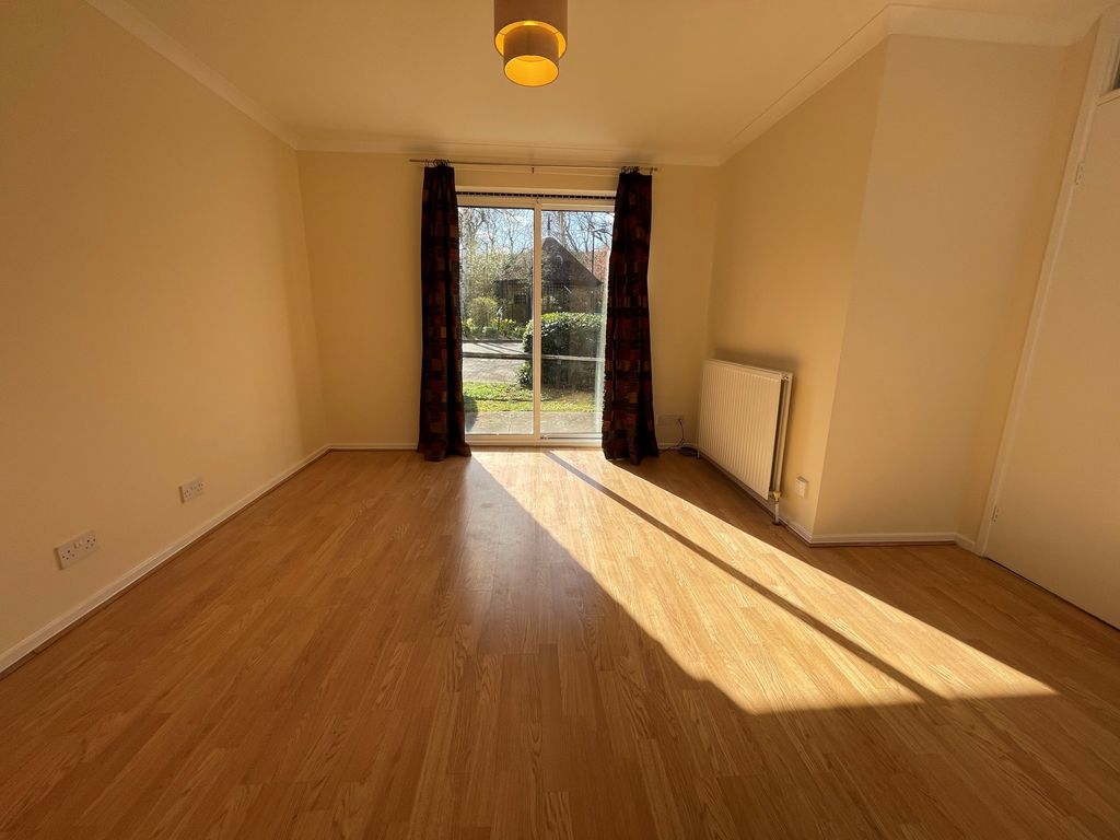 Property photo 3 of 8