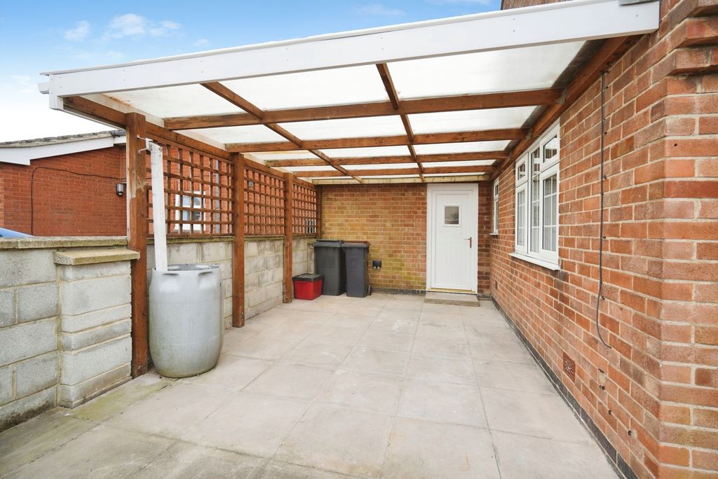 Additional image 12 of 3 bed bungalow for saleWest Walk, Ibstock, Leicestershire LE67