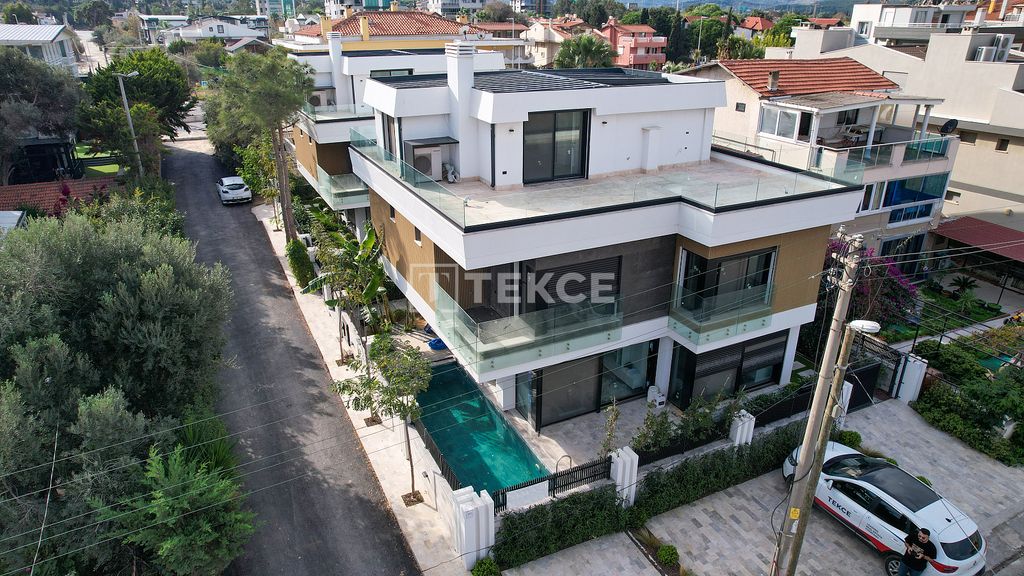 Property photo 1 of 52