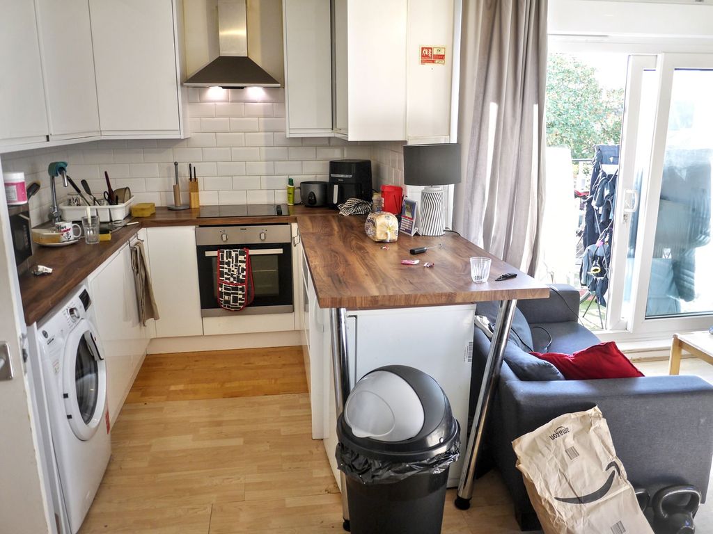 Property photo 3 of 14 Cedards9387420250822104349_P1060970_S3Jnu.Jpg