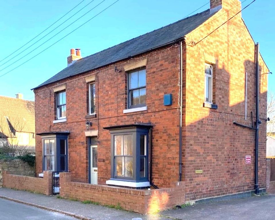 Property photo 1 of 11 Front.Jpeg