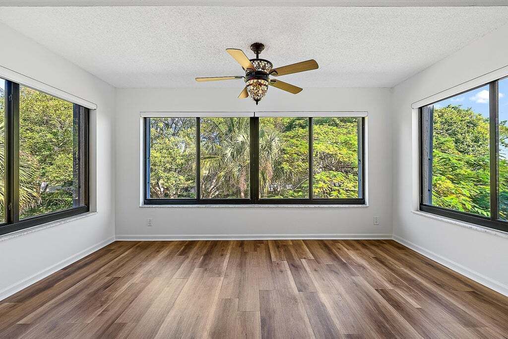 Property photo 3 of 20 <Alttext/>