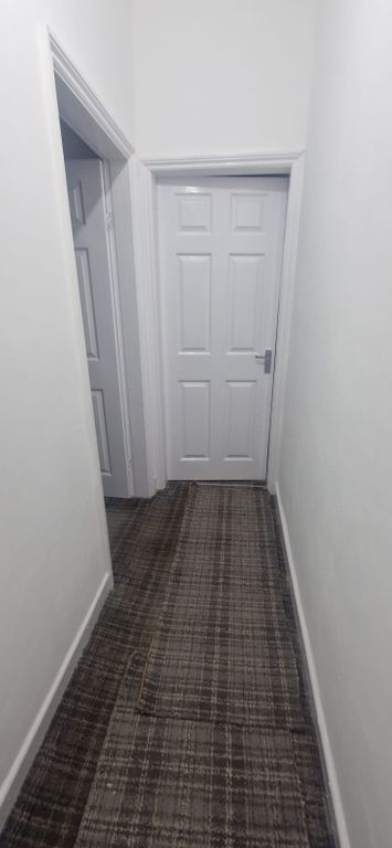 Property photo 2 of 11 Gallery