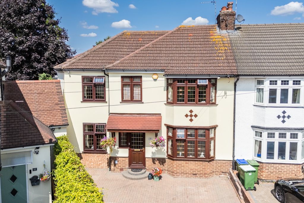 Property photo 2 of 47 4429163