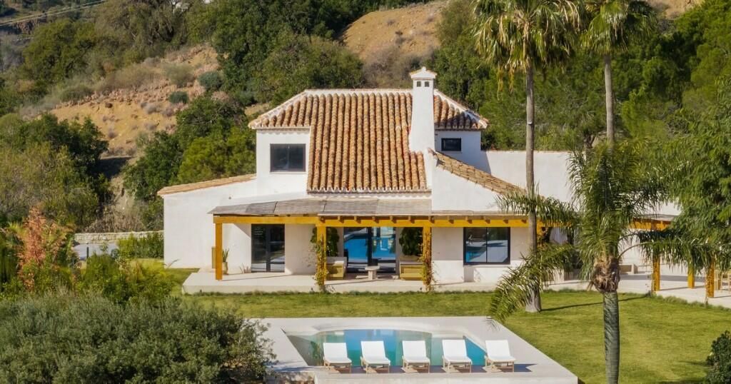 Property photo 3 of 3