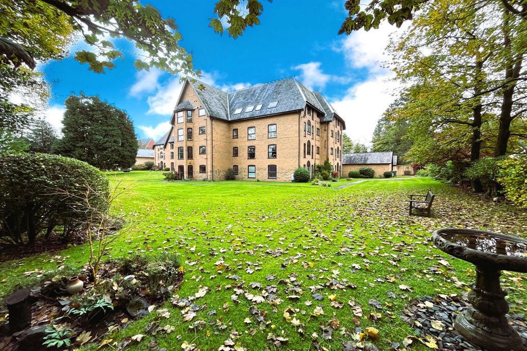 Property photo 1 of 8 (Main)