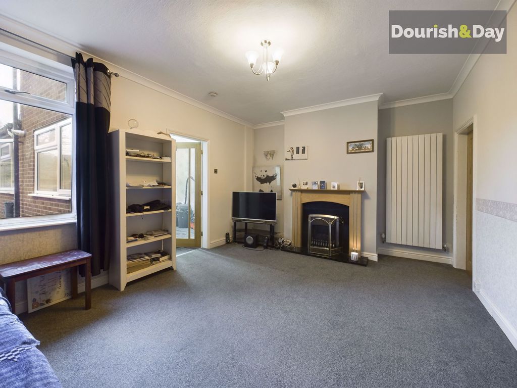 Property photo 3 of 13 Dining Room