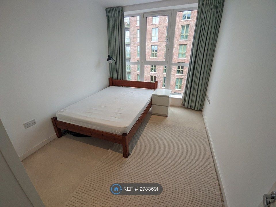 Property photo 1 of 4 Bedroom