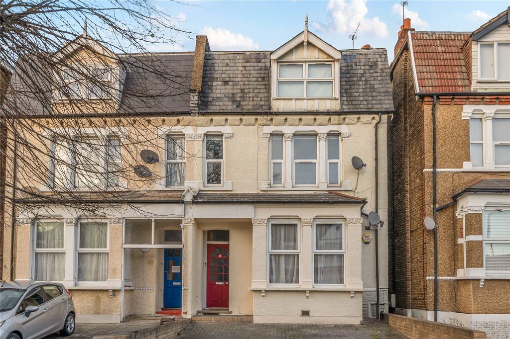 Property photo 2 of 16 Picture No. 03