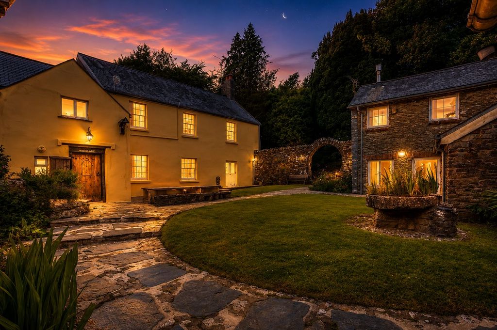 Property photo 1 of 19