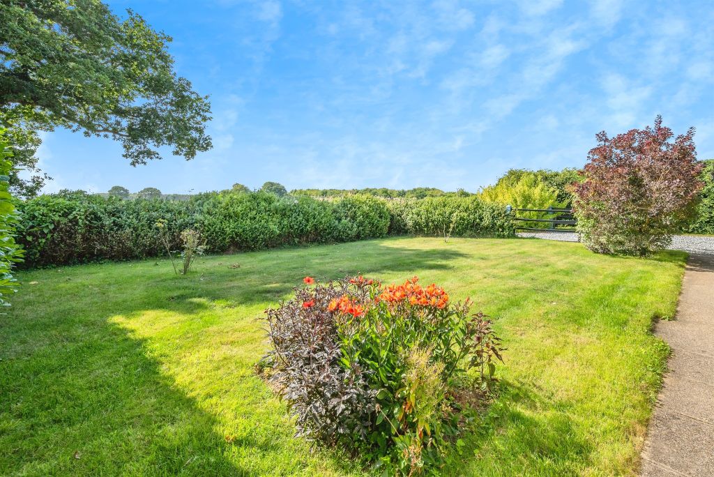 Property photo 3 of 22