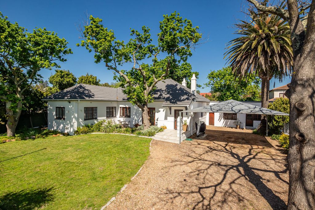 Property photo 1 of 15 Kw1714703