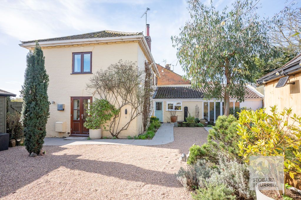 Property photo 1 of 24 Rear