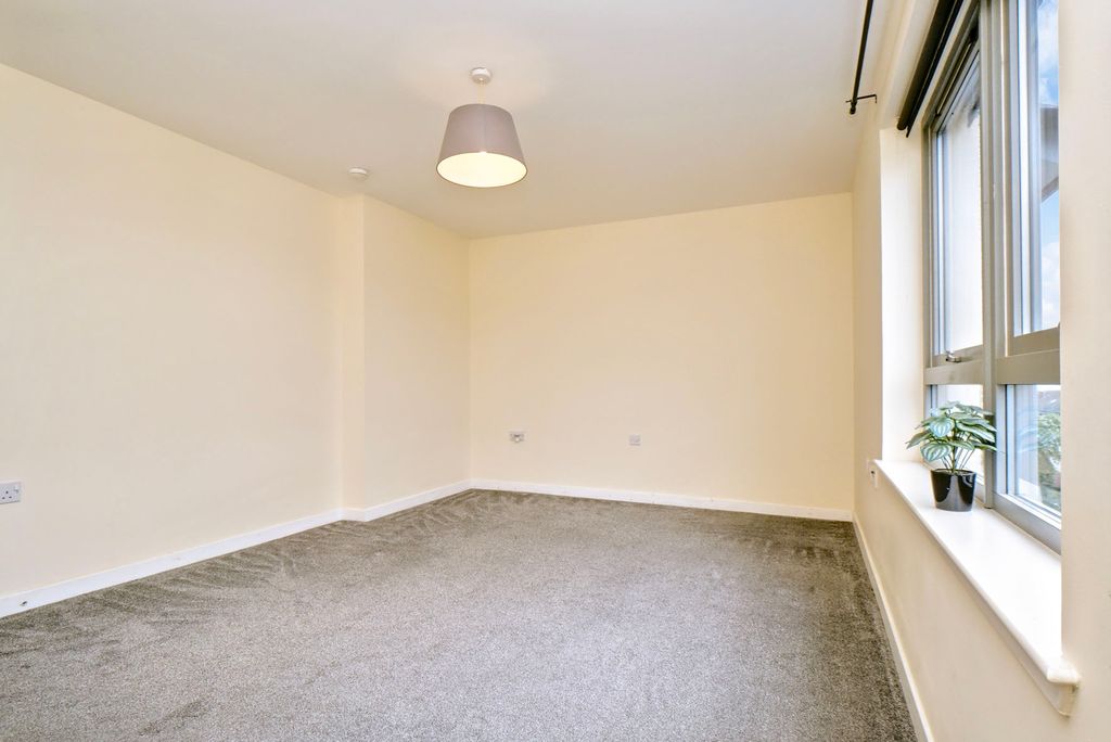 Property photo 3 of 12 Property Image 3