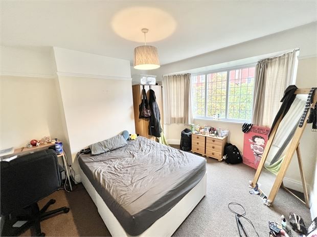 Property photo 3 of 5 Picture 3