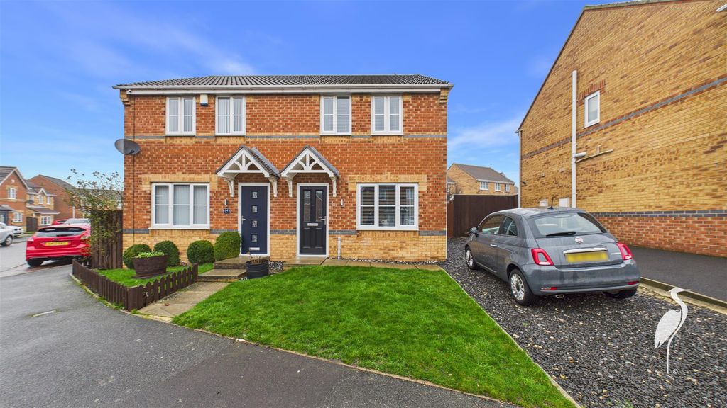 Property photo 1 of 18 Front Exterior