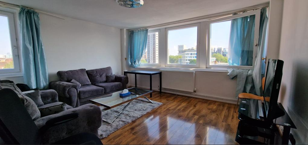 Property photo 1 of 5