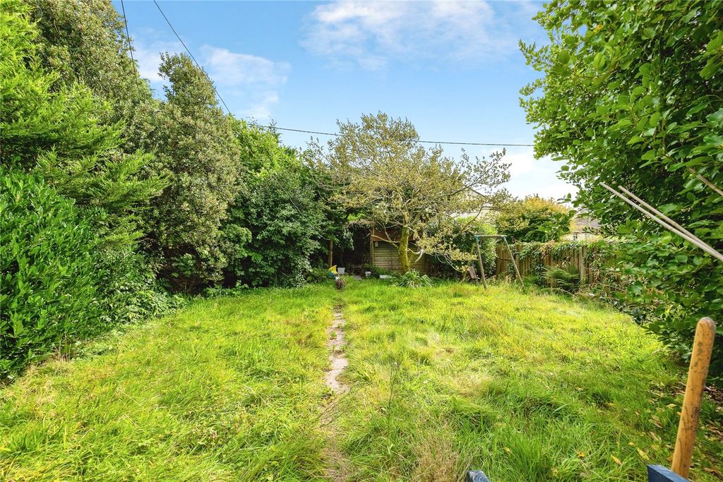 Property photo 3 of 12 Picture No. 19