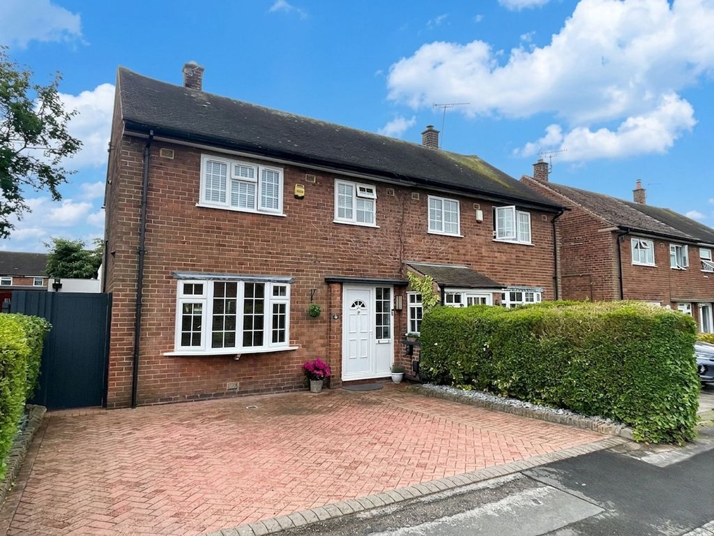 Property photo 1 of 27
