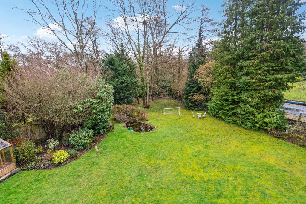 Additional image 6 of 6 bed detached house for saleTemplewood Lane, Farnham Common SL2