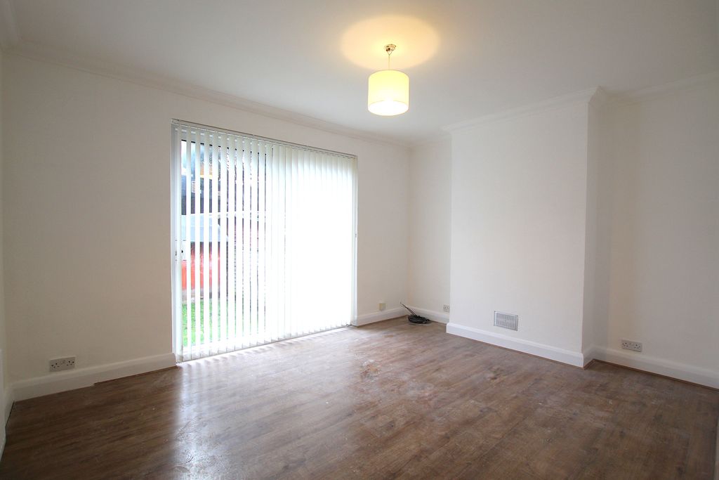 Property photo 2 of 8 2.Jpg