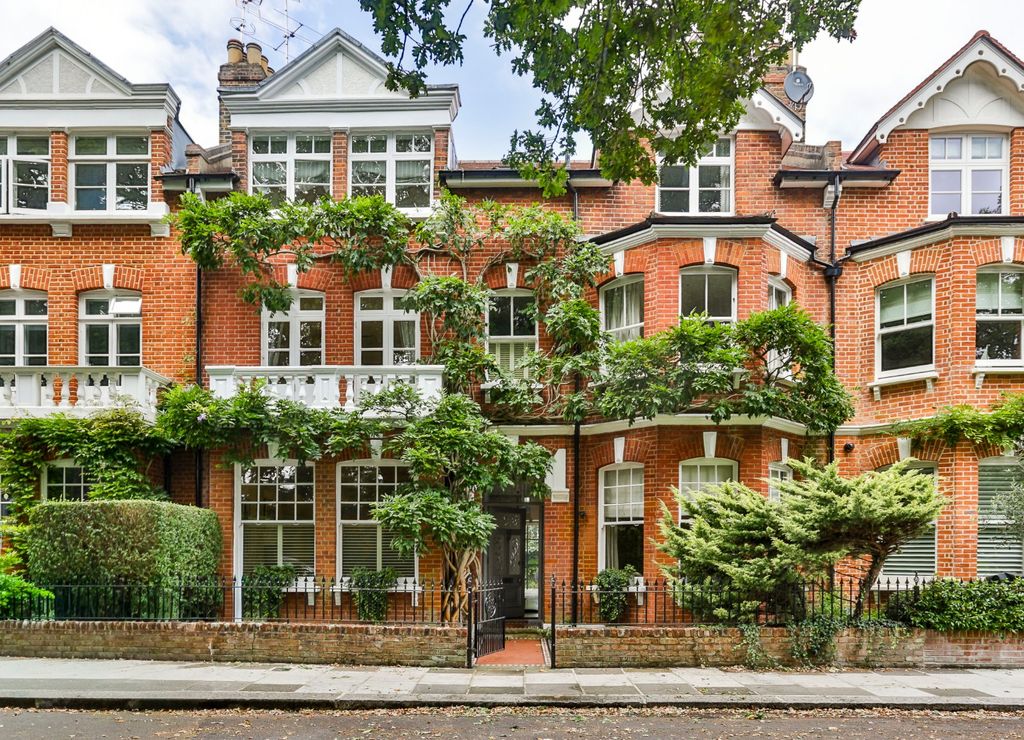 Property photo 1 of 39 Exterior