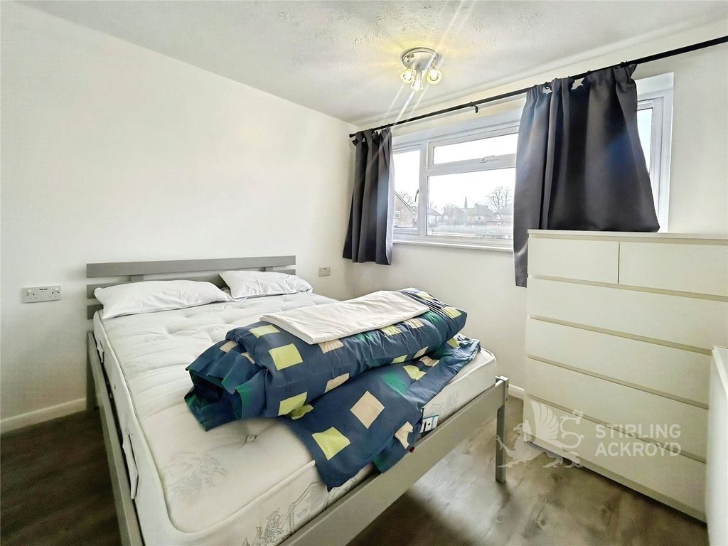 Property photo 1 of 7 Bedroom 4