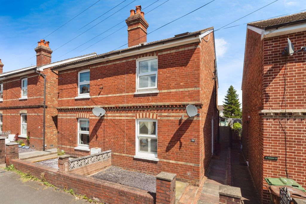 Property photo 1 of 17