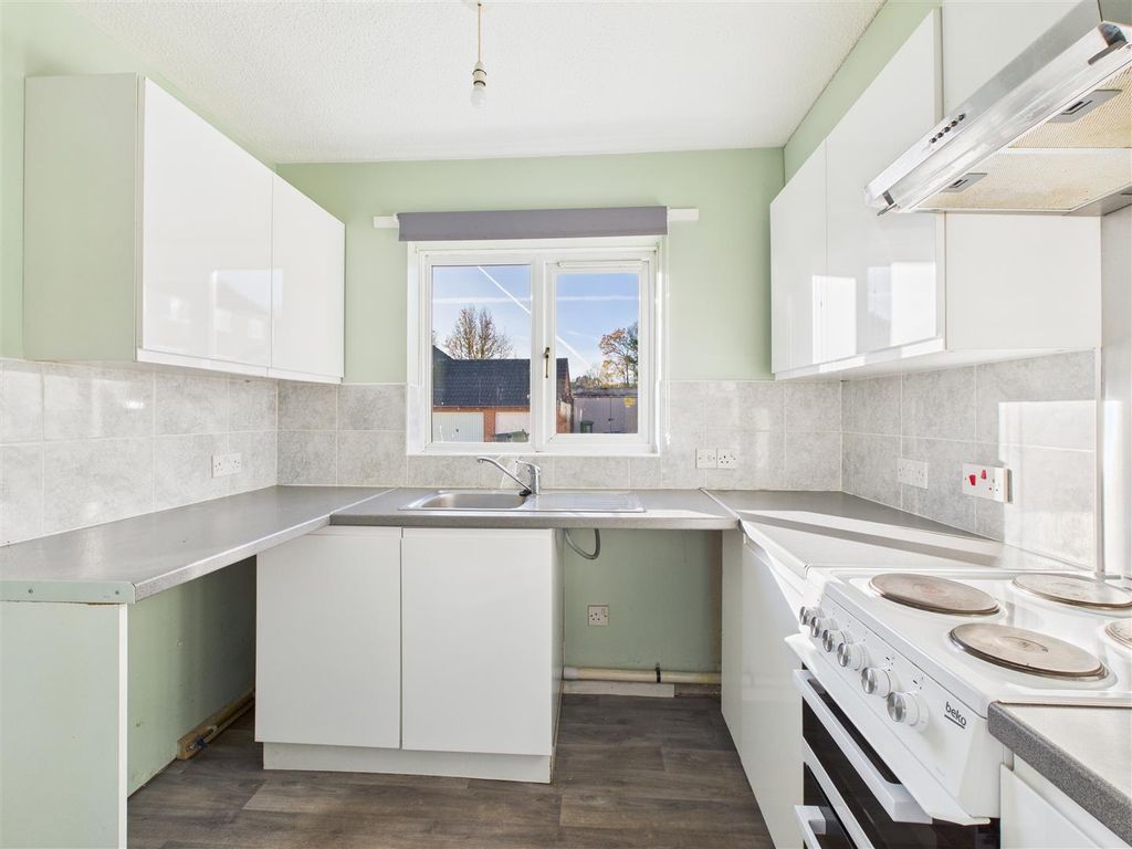 Property photo 3 of 7 5 Daisy Links - 03.Jpg